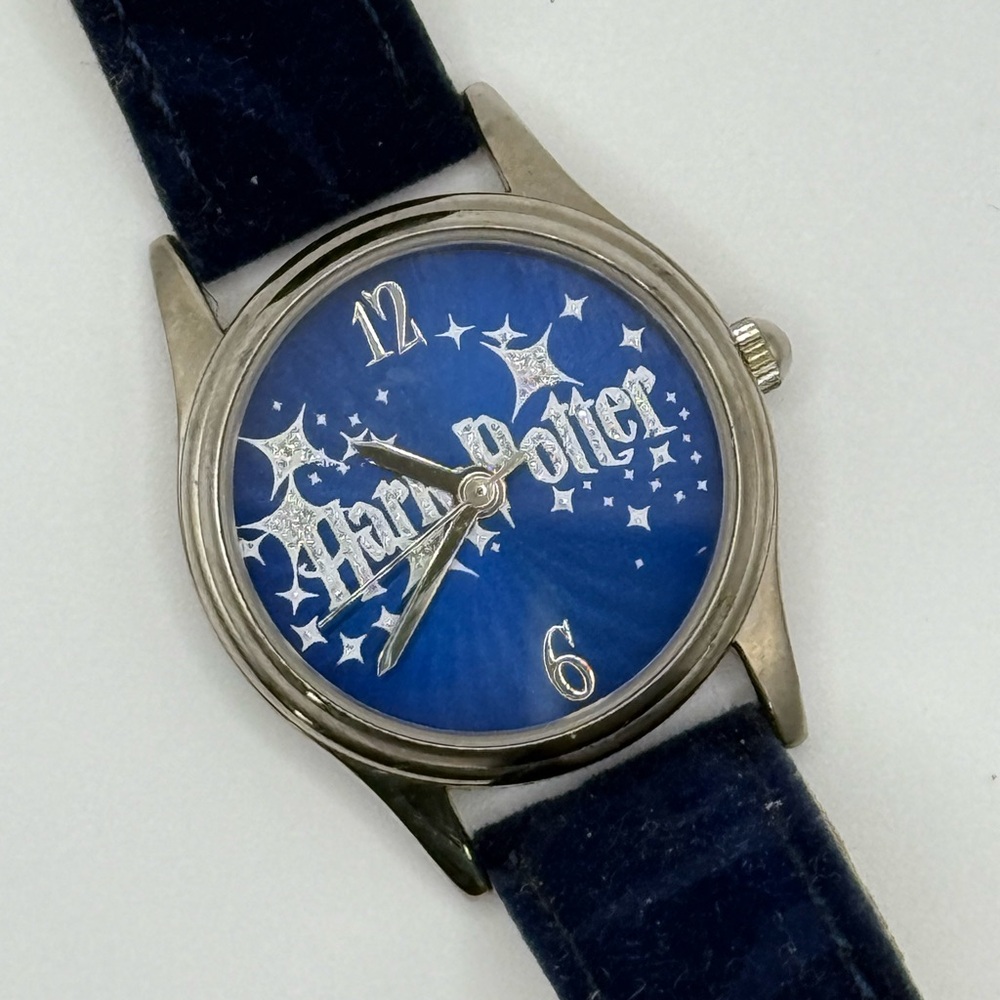 Harry Potter Fossil Blue Starry Watch with velvet band